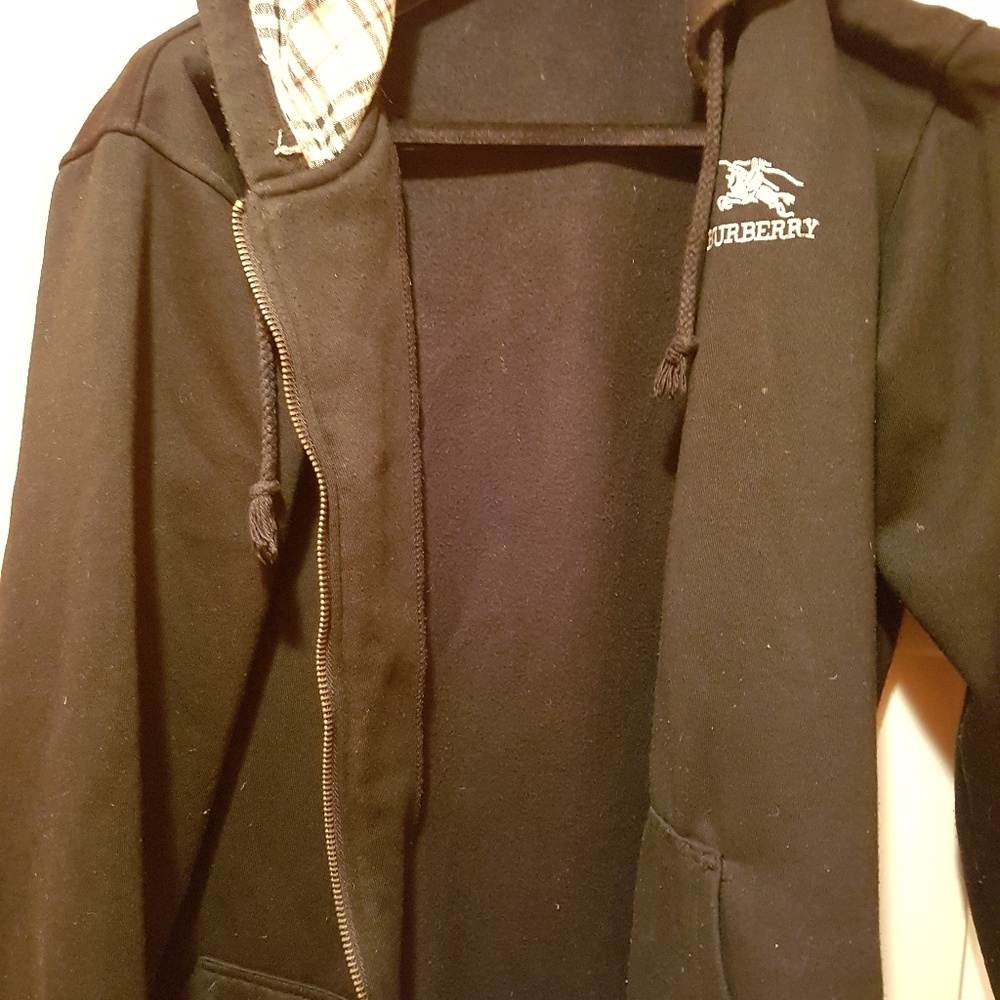 Burberry light jacket size M medium